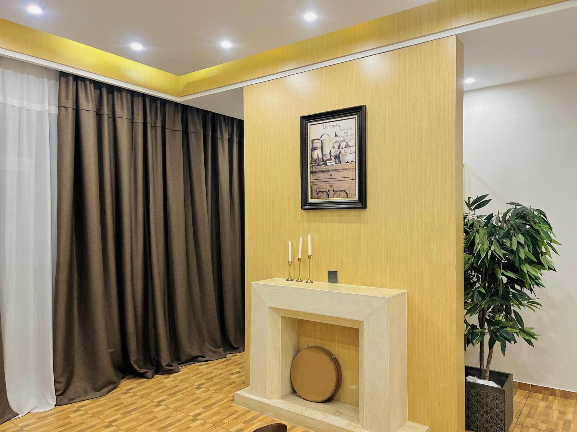 H&H Hotel Kinşasa Dış mekan fotoğraf
